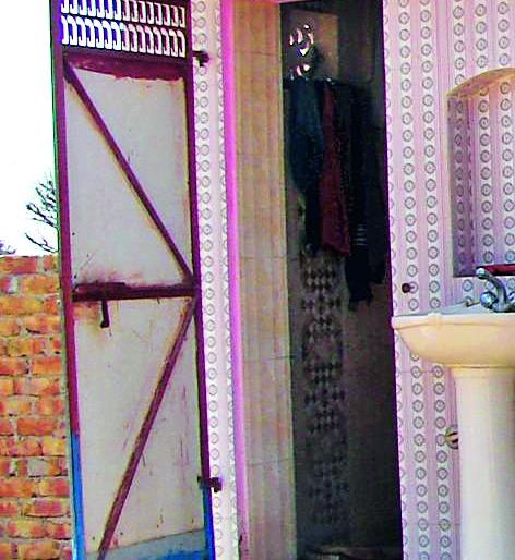 Clean India Fund Fund for unhealthy toilet | नादुरूस्त शौचालयाकरिता स्वच्छ भारत कोष निधी Clean India Fund Fund for unhealthy toilet | नादुरूस्त शौचालयाकरिता स्वच्छ भारत कोष निधी