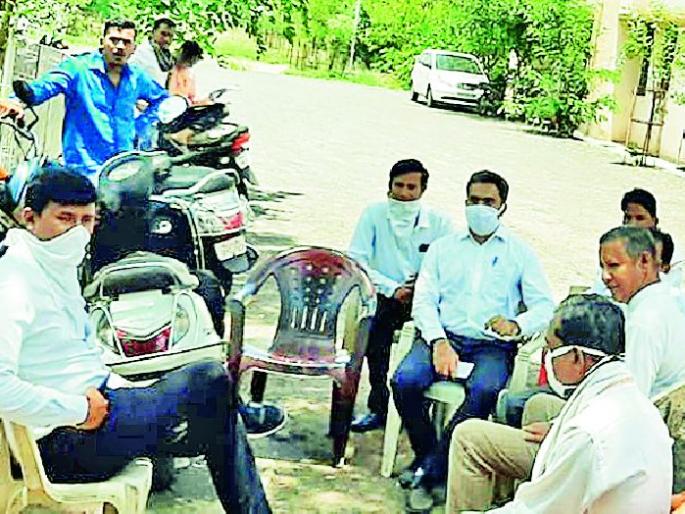 District and taluka courts opened but barrooms remained closed | जिल्हा, तालुका न्यायालय उघडले मात्र बाररूम बंदच District and taluka courts opened but barrooms remained closed | जिल्हा, तालुका न्यायालय उघडले मात्र बाररूम बंदच