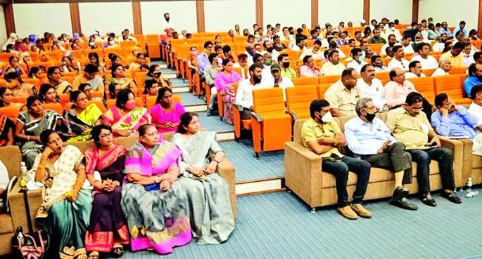 Chandrapurkar wants radical development | चंद्रपूरकरांना हवा आमुलाग्र विकास