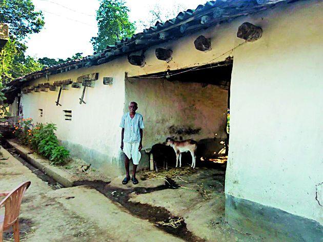 Mashan Zokhala Waiting for Development | मुशान झोखाला विकासाची प्रतीक्षा Mashan Zokhala Waiting for Development | मुशान झोखाला विकासाची प्रतीक्षा