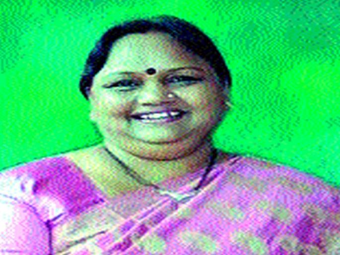 Nirmala Gavit: 'Irregularities' on Trimbak | ‘त्या’ आराखड्यामुळे त्र्यंबकवर अन्याय निर्मला गावित : पाटबंधारे खात्याच्या अभियंत्यांना खडसावले