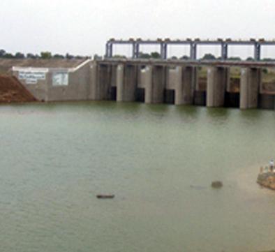 5% of useful water resources in projects | प्रकल्पांमध्ये ४८ टक्के उपयुक्त जलसाठा 5% of useful water resources in projects | प्रकल्पांमध्ये ४८ टक्के उपयुक्त जलसाठा