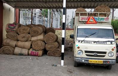 Two suspects arrested | मुद्देमालासह दोन संशयित ताब्यात Two suspects arrested | मुद्देमालासह दोन संशयित ताब्यात