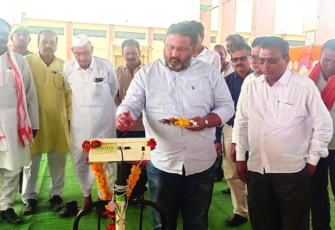 Launch Tur procurment at Basic Price! | आधारभूत किमतीने तूर खरेदीचा शुभारंभ! Launch Tur procurment at Basic Price! | आधारभूत किमतीने तूर खरेदीचा शुभारंभ!