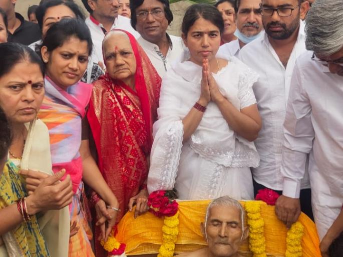 Shri Shuddhatma Kirtiji Maharaj merged into Infinity | श्री शुद्धात्म कीर्तीजी महाराज अनंतात विलीन Shri Shuddhatma Kirtiji Maharaj merged into Infinity | श्री शुद्धात्म कीर्तीजी महाराज अनंतात विलीन