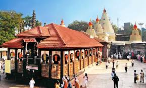 There is no obstruction in the rights of Sri Puccakas | तूर्तास श्रीपूजकांच्या हक्कात अडथळा नको There is no obstruction in the rights of Sri Puccakas | तूर्तास श्रीपूजकांच्या हक्कात अडथळा नको