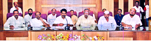 'Gokul' for the power of 'Multistate' Ghat: Satej Patil | ‘गोकुळ’च्या सत्तेसाठीच ‘मल्टिस्टेट’चा घाट :सतेज पाटील 'Gokul' for the power of 'Multistate' Ghat: Satej Patil | ‘गोकुळ’च्या सत्तेसाठीच ‘मल्टिस्टेट’चा घाट :सतेज पाटील