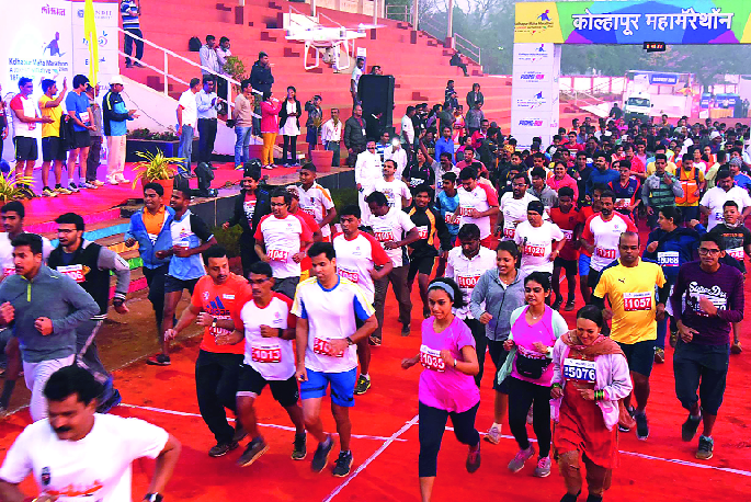 'Venontozino' presented 'Lokmat Mahamarethon' thriller on January 6 | ‘व्हिंटोजिनो’ प्रस्तुत ‘लोकमत महामॅरेथॉन’चा थरार सहा जानेवारीला 'Venontozino' presented 'Lokmat Mahamarethon' thriller on January 6 | ‘व्हिंटोजिनो’ प्रस्तुत ‘लोकमत महामॅरेथॉन’चा थरार सहा जानेवारीला