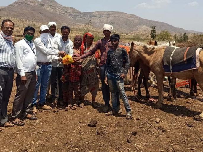Hunger strike on a shepherd family | ५० मेंढपाळ कुटुंबावर उपासमारीची वेळ Hunger strike on a shepherd family | ५० मेंढपाळ कुटुंबावर उपासमारीची वेळ