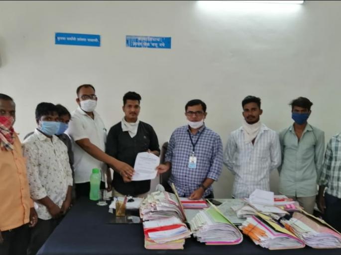 Youth Congress's 'Rozgar Do' pride | युवक कॉँग्रेसचे ‘रोजगार दो’ अभिमान