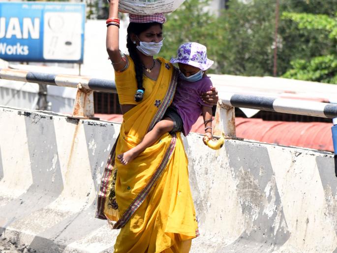‘Motherhood Darshan’ in the scorching sun! | रणरणत्या उन्हातील ‘मातृरूप दर्शन’! ‘Motherhood Darshan’ in the scorching sun! | रणरणत्या उन्हातील ‘मातृरूप दर्शन’!