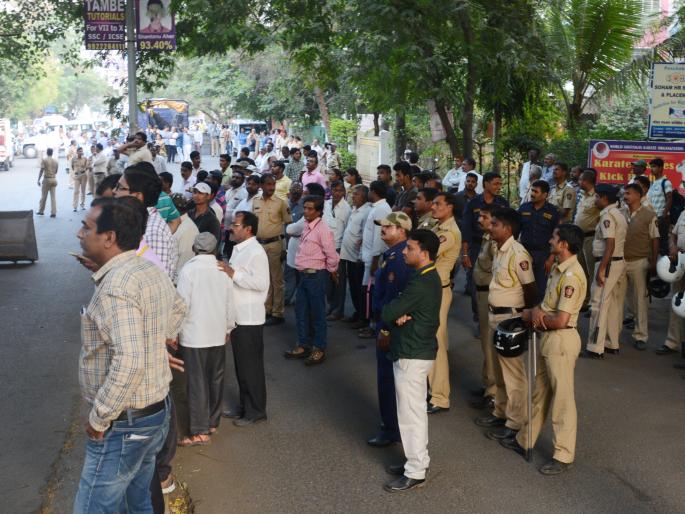 Action on religious places in Satpur-West division, 21 unauthorized constructions removed in Nashik | नाशकात सातपूर-पश्चिम विभागातील धार्मिक स्थळांवर कारवाई, २१ अनधिकृत बांधकामे हटवली Action on religious places in Satpur-West division, 21 unauthorized constructions removed in Nashik | नाशकात सातपूर-पश्चिम विभागातील धार्मिक स्थळांवर कारवाई, २१ अनधिकृत बांधकामे हटवली