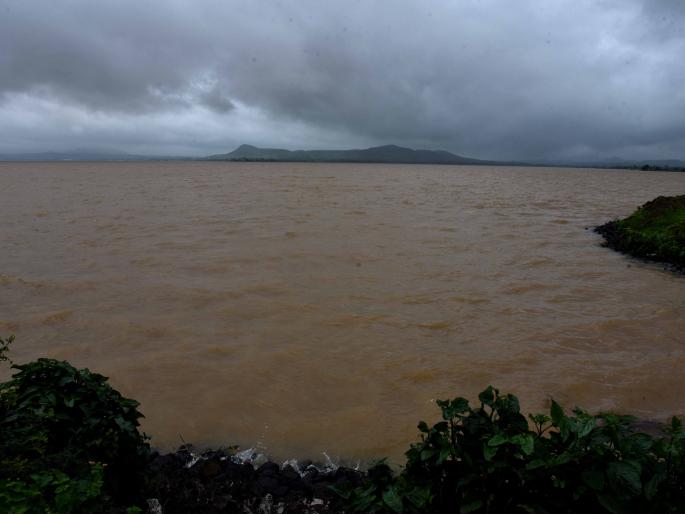nashik,all,four,in,the,group,hold,percent | समूहातील चारही धरणे १०० टक्के
