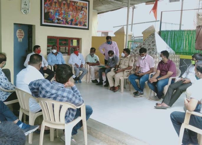 Pimpalgaon six days lockdown | पिंपळगाव सहा दिवस लॉकडाऊन