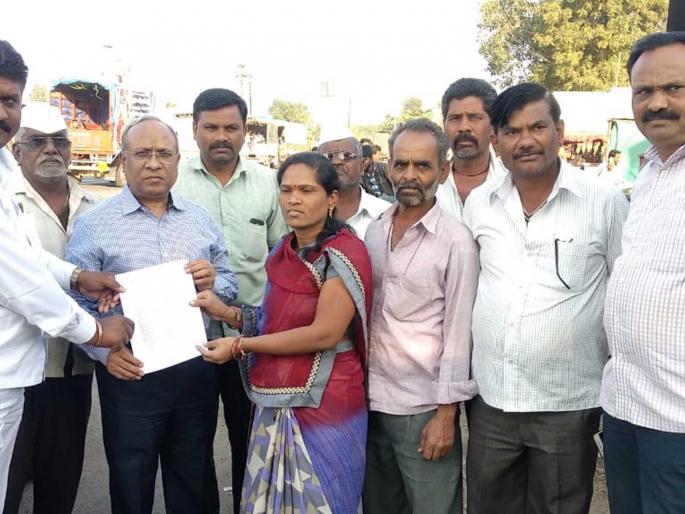 Start the navigation for the devotees | साईभक्तांसाठी फिरता दवाखना सुरु करा Start the navigation for the devotees | साईभक्तांसाठी फिरता दवाखना सुरु करा