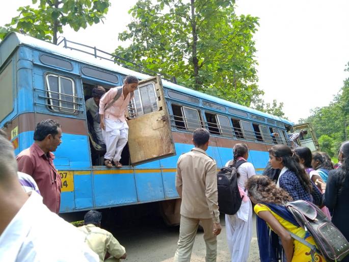 Accident due to disengagement of two-wheeler | दुचाकीस्वाराच्या हुलकावणीमुळे बसला अपघात