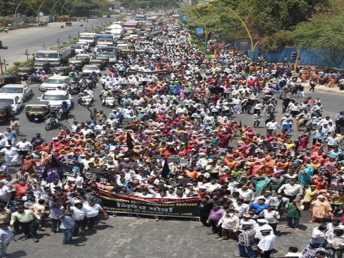 Vigorous power demonstration through cemetery | स्मशानभुमीच्या माध्यमातून सरनाईकांचे जोरदार शक्तीप्रदर्शन