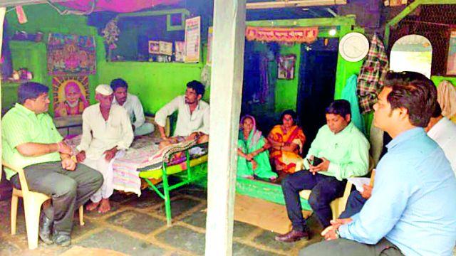 He filed a health team at Virul | विरूळ येथे आरोग्य चमू दाखल He filed a health team at Virul | विरूळ येथे आरोग्य चमू दाखल