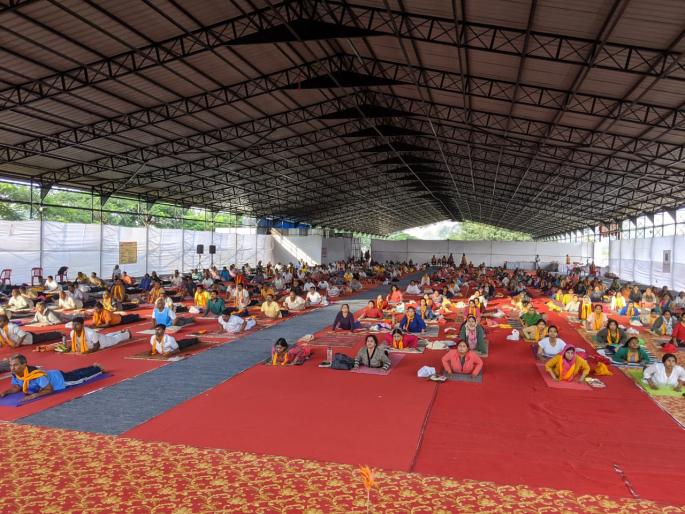 Strive for peace of mind through yoga | योगाच्या माध्यमातून मन:शांतीसाठी प्रयत्न करा Strive for peace of mind through yoga | योगाच्या माध्यमातून मन:शांतीसाठी प्रयत्न करा