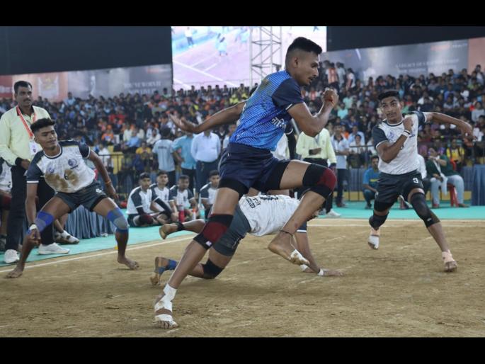 Hosts open with mixed success in Kabaddi tournament | कबड्डी स्पर्धेत संमिश्र यशाने यजमानांची सलामी Hosts open with mixed success in Kabaddi tournament | कबड्डी स्पर्धेत संमिश्र यशाने यजमानांची सलामी