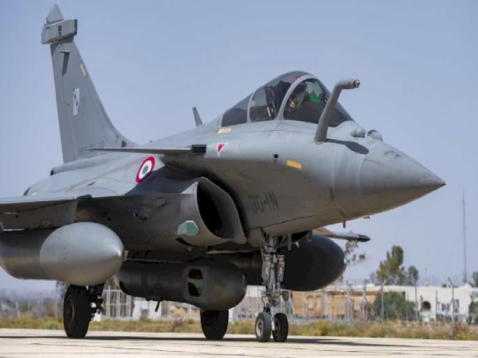 The first batch will have six Rafale aircraft instead of four; France agrees to India's special request | पहिल्या तुकडीत मिळणार चारऐवजी ६ राफेल विमाने;  भारताच्या विशेष विनंतीस फ्रान्स राजी