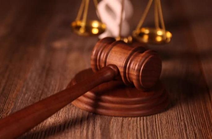 A person can be convicted of murder even if he does not carry a real weapon; The principle of equal purpose applies | प्रत्यक्ष शस्त्र चालवले नाही तरी एखादी व्यक्ती खुनाच्या गुन्ह्यात ठरू शकते दोषी; समान हेतूचे तत्त्व होते लागू A person can be convicted of murder even if he does not carry a real weapon; The principle of equal purpose applies | प्रत्यक्ष शस्त्र चालवले नाही तरी एखादी व्यक्ती खुनाच्या गुन्ह्यात ठरू शकते दोषी; समान हेतूचे तत्त्व होते लागू