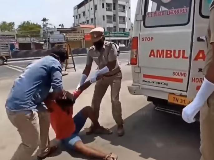 Coronavirus: Tiruppur Police teaches lesson to lockdown violators pnm | Coronavirus: विनाकारण घराबाहेर पडले अन् थेट अ‍ॅम्ब्युलन्समध्ये अडकले; 'हा' व्हिडीओ नक्की पाहा!