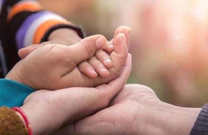 The child of a relative can also be adopted under the Juvenile Justice Act | बाल न्याय कायद्यांतर्गत नातेवाइकाचेही अपत्य दत्तक घेता येते The child of a relative can also be adopted under the Juvenile Justice Act | बाल न्याय कायद्यांतर्गत नातेवाइकाचेही अपत्य दत्तक घेता येते