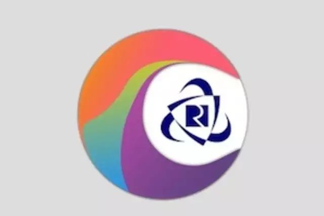 Railway website was suspended during an emergency ticket reservation; Social media angry | तात्काळ तिकीट आरक्षणावेळी रेल्वेची वेबसाईट झाली ठप्प; सोशल मीडियावर संताप Railway website was suspended during an emergency ticket reservation; Social media angry | तात्काळ तिकीट आरक्षणावेळी रेल्वेची वेबसाईट झाली ठप्प; सोशल मीडियावर संताप