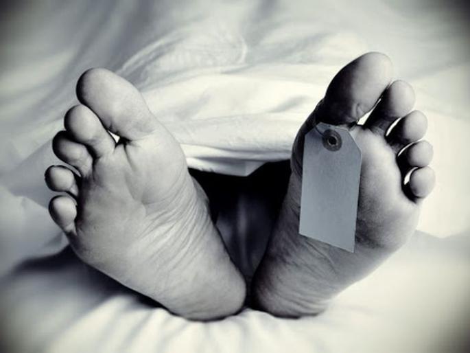 Farmers died in his farm in Gondia district | गोंदिया जिल्ह्यात रानडुकराच्या हल्ल्यात शेतकरी ठार