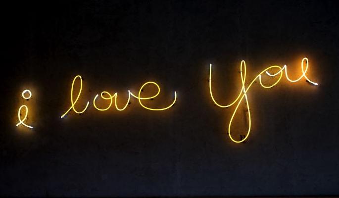 Seven days' hard labor for someone who says' I love you ' | ‘आय लव्ह यू’ म्हणणाऱ्याला सात दिवसांची सक्तमजुरी Seven days' hard labor for someone who says' I love you ' | ‘आय लव्ह यू’ म्हणणाऱ्याला सात दिवसांची सक्तमजुरी