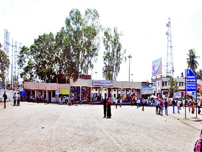 Composite response to protest against price hike in Nashik Road | नाशिकरोडला दरवाढीच्या निषेधार्थ बंदला संमिश्र प्रतिसाद Composite response to protest against price hike in Nashik Road | नाशिकरोडला दरवाढीच्या निषेधार्थ बंदला संमिश्र प्रतिसाद