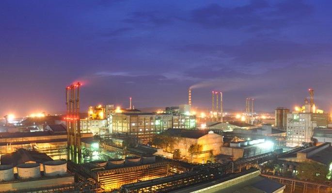 1229 out of 5178 industries in Nagpur district are in red category | नागपूर जिल्ह्यातील ५१७८ पैकी १२२९ उद्योग रेड कॅटेगरीत 1229 out of 5178 industries in Nagpur district are in red category | नागपूर जिल्ह्यातील ५१७८ पैकी १२२९ उद्योग रेड कॅटेगरीत