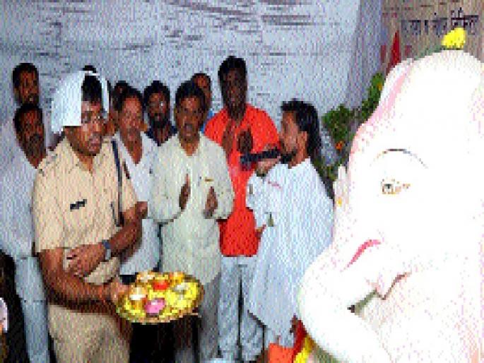 Beware! Ganapati immersion procession if DJ plays ....! | खबरदार ! गणपतीच्या विसर्जन मिरवणुकीत डीजे वाजला तर....!