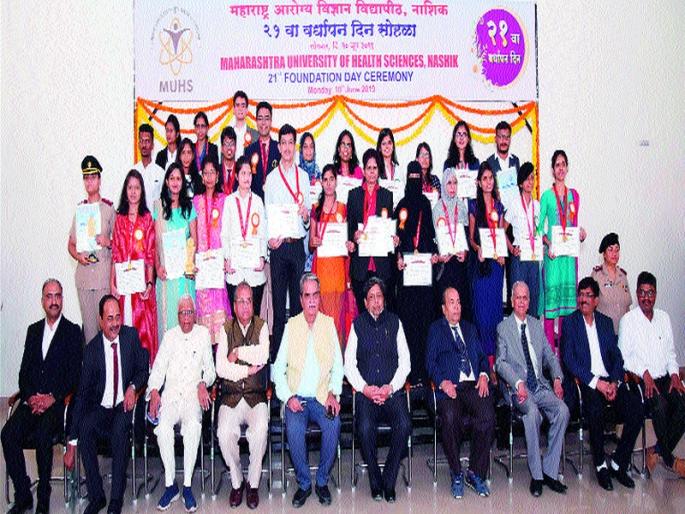  Contribute to the service of victims: Bharat Bhavani | पीडितांच्या सेवेसाठी योगदान द्यावे : भरत वाटवानी