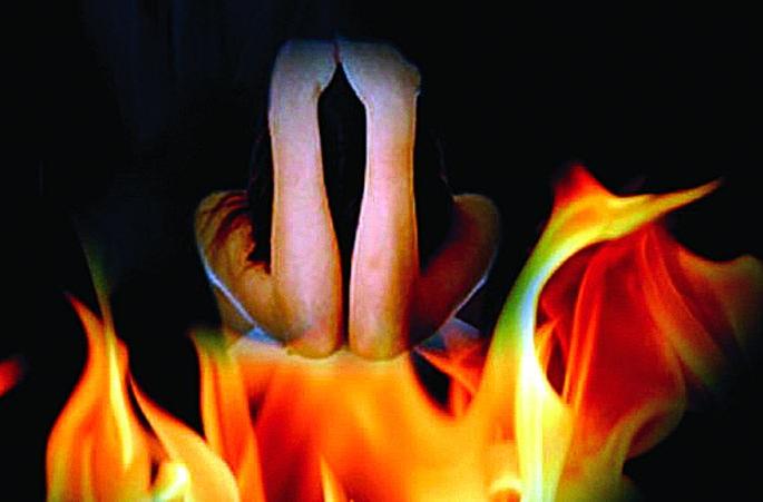 The long journey leads to the death of the burned | लांबचा प्रवास हा जळितांच्या मृत्यूला कारणीभूत The long journey leads to the death of the burned | लांबचा प्रवास हा जळितांच्या मृत्यूला कारणीभूत