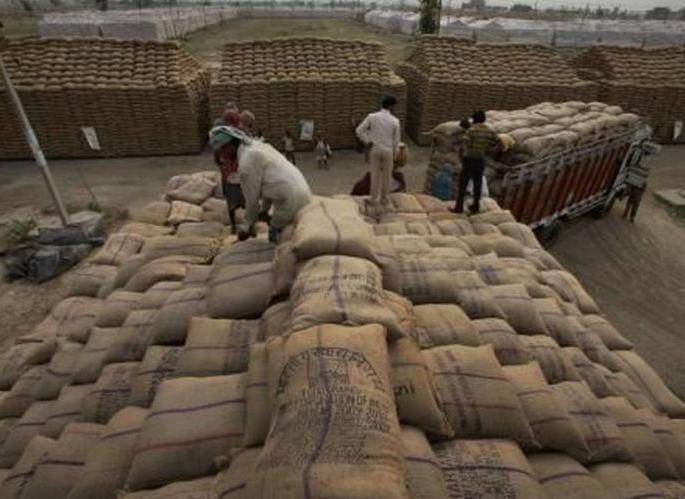 Rice black market wire in Bhandara-Gondia too | तांदूळ काळाबाजारीचे तार भंडारा-गोंदियातही Rice black market wire in Bhandara-Gondia too | तांदूळ काळाबाजारीचे तार भंडारा-गोंदियातही