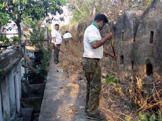 300 days to complete to clening work of Chandrapur Fort | चंद्रपुरातील ऐतिहासिक किल्ला स्वच्छता अभियानास ३०० दिवस पूर्ण 300 days to complete to clening work of Chandrapur Fort | चंद्रपुरातील ऐतिहासिक किल्ला स्वच्छता अभियानास ३०० दिवस पूर्ण