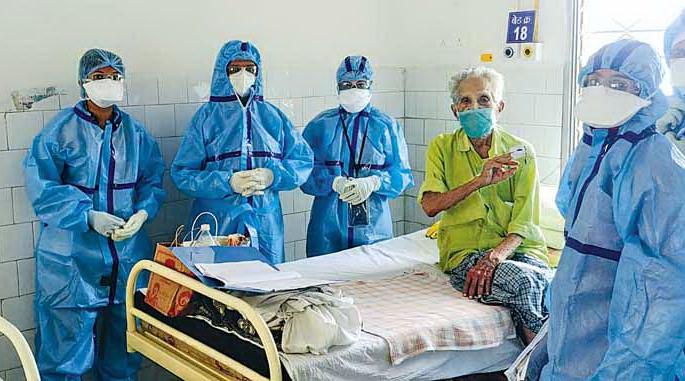 The 93-year-old defeated Corona | ९३ वर्षाच्या वृद्धाने केली कोरोनावर मात