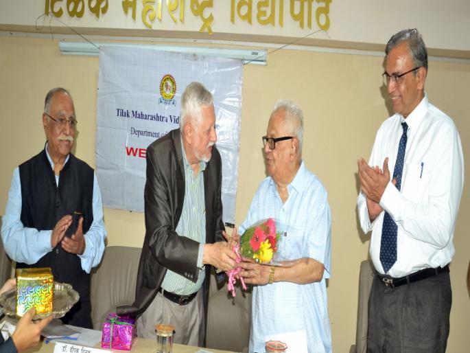 Marathi does not have classical language because ignorance of language : Dr.p.c.shejwalkar | भाषेच्या अज्ञानामुळेच मराठीला अभिजात भाषेचा दर्जा नाही : डॉ. प्र.चिं शेजवलकर  Marathi does not have classical language because ignorance of language : Dr.p.c.shejwalkar | भाषेच्या अज्ञानामुळेच मराठीला अभिजात भाषेचा दर्जा नाही : डॉ. प्र.चिं शेजवलकर