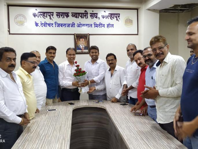 There is a lot of work to be done for the professionals: Bharat Oswal | व्यावसायिकांसाठी अजून खूप काम करायचे आहे : भरत ओसवाल