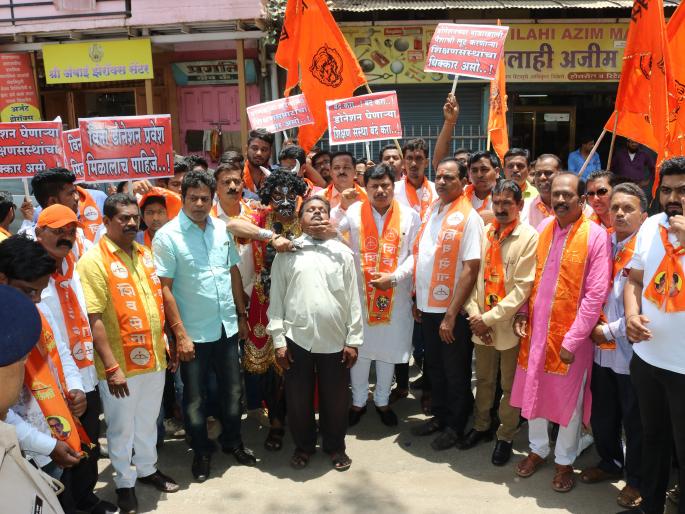 Organize a meeting for admission process; Shiv Sena, Yuva Sena Front | प्रवेश प्रक्रियेबाबत बैठक आयोजित करा; शिवसेना, युवासेनेचा मोर्चा