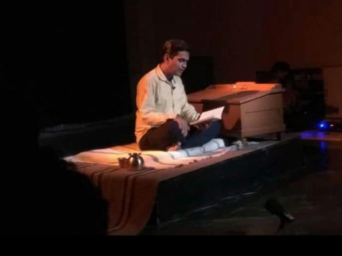 Kolhapur: Elkchanchwar's book's remarks, an impressive response given by the audience | कोल्हापूर : एलकुंचवारांच्या पुस्तकाचे अभिवाचन, श्रोत्यांनी दिला उत्स्फुर्त प्रतिसाद Kolhapur: Elkchanchwar's book's remarks, an impressive response given by the audience | कोल्हापूर : एलकुंचवारांच्या पुस्तकाचे अभिवाचन, श्रोत्यांनी दिला उत्स्फुर्त प्रतिसाद