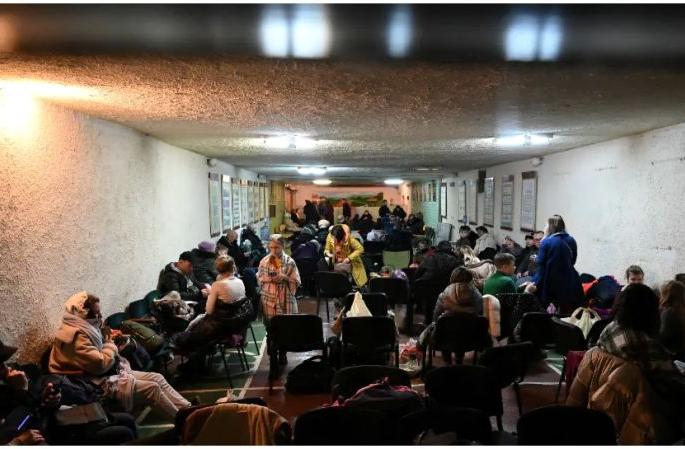 Eight students from Amravati district stranded in Ukraine, living in bunkers | अमरावती जिल्ह्यातील आठ विद्यार्थी अडकले युक्रेनमध्ये, बंकरमध्ये वास्तव्य Eight students from Amravati district stranded in Ukraine, living in bunkers | अमरावती जिल्ह्यातील आठ विद्यार्थी अडकले युक्रेनमध्ये, बंकरमध्ये वास्तव्य