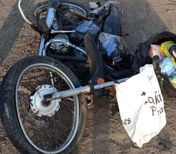 He was killed before reaching home; a worker was killed in a collision with an unknown vehicle. | घरी पोहोचण्यापूर्वीच त्याला मृत्यूने गाठले;अज्ञात वाहनाच्या धडकेत परप्रांतीय मजुर ठार  He was killed before reaching home; a worker was killed in a collision with an unknown vehicle. | घरी पोहोचण्यापूर्वीच त्याला मृत्यूने गाठले;अज्ञात वाहनाच्या धडकेत परप्रांतीय मजुर ठार