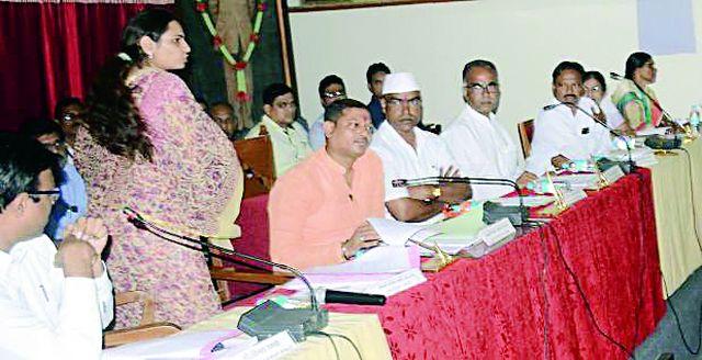 Planning issue; CEO's exit | नियोजनाचा मुद्दा; सीईओंचे बहिर्गमन Planning issue; CEO's exit | नियोजनाचा मुद्दा; सीईओंचे बहिर्गमन