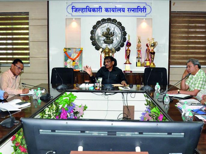 The savings groups will get market at Ratnagiri, Chiplun railway stations | रत्नागिरी, चिपळूण रेल्वे स्थानकांवर बचत गटांना बाजारपेठ मिळणार