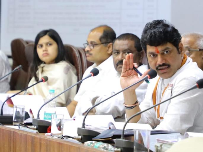 Avoidance of crop insurance | पीक विमा देण्यास टाळाटाळ करणाऱ्या दोन्ही विमा कंपन्यांवर फौजदारी कारवाई करा Avoidance of crop insurance | पीक विमा देण्यास टाळाटाळ करणाऱ्या दोन्ही विमा कंपन्यांवर फौजदारी कारवाई करा