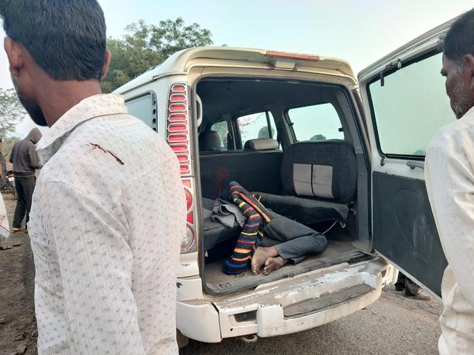 Driver murdered in jeep, agitation in Wagha Shivar | जीपमध्येच चालकाचा खून, वाघाळा शिवारात खळबळ Driver murdered in jeep, agitation in Wagha Shivar | जीपमध्येच चालकाचा खून, वाघाळा शिवारात खळबळ