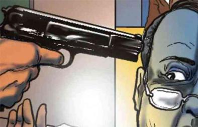 The pistol on the old box stopped | जुन्या भांडणावरुन पिस्तूल रोखले The pistol on the old box stopped | जुन्या भांडणावरुन पिस्तूल रोखले